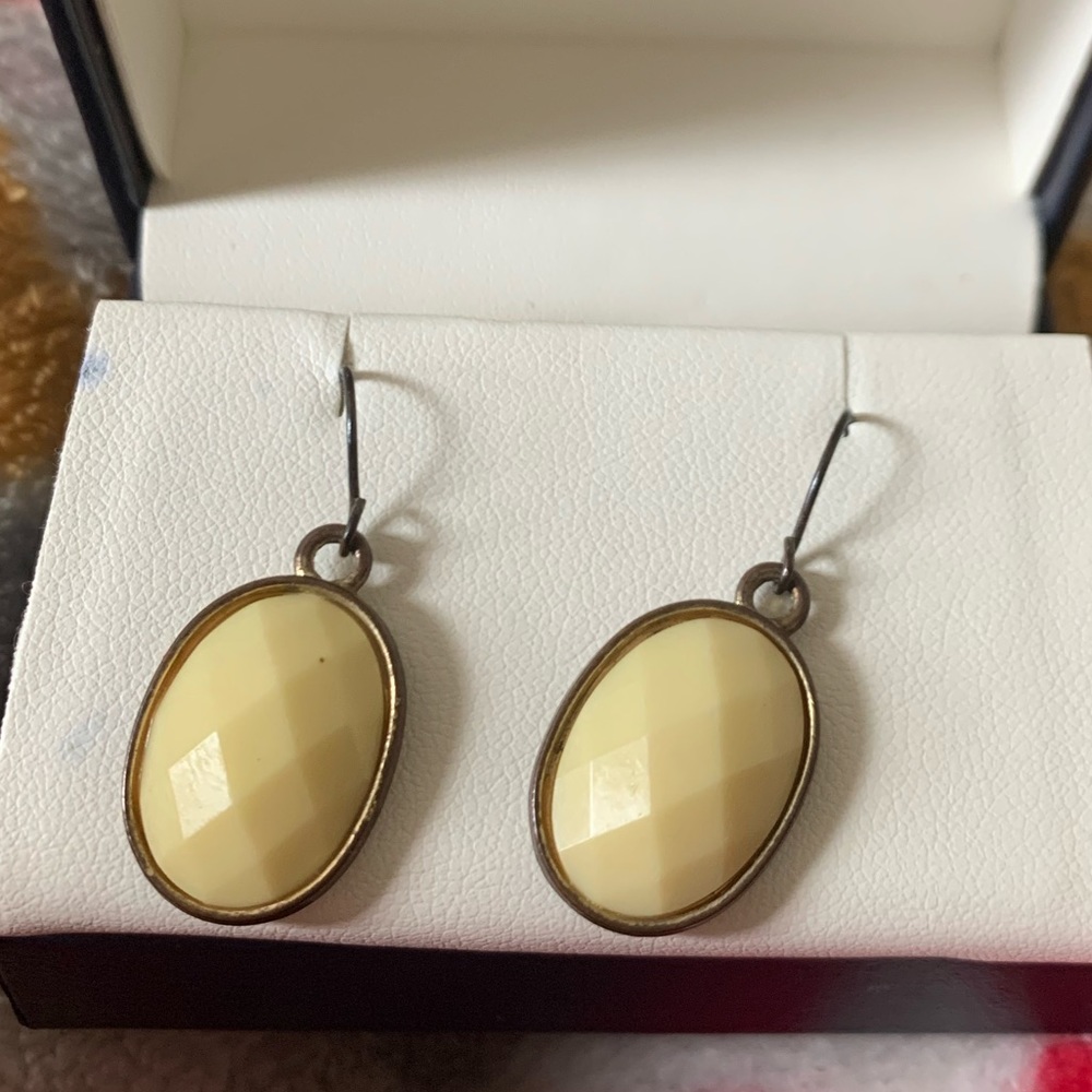 Cream Faceted Beads & Gold Tone Dangling Earrings